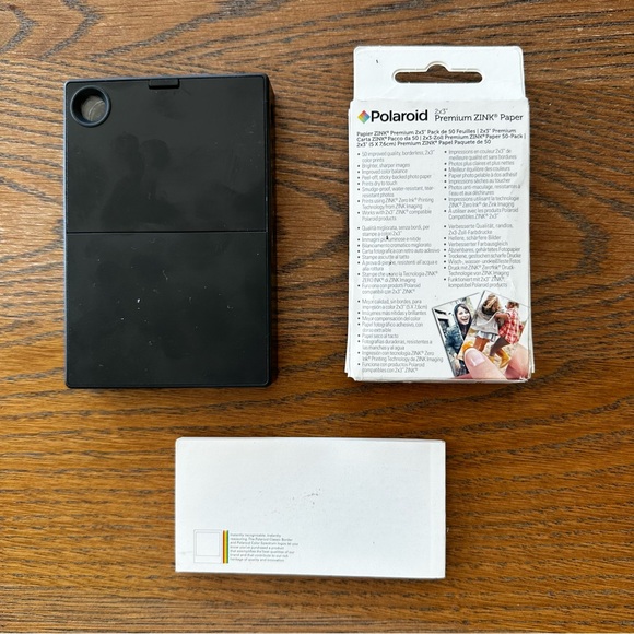 Polaroid mint Shoot + Print 2-in-1 Camera and Printer Instant Photos - Picture 2 of 8